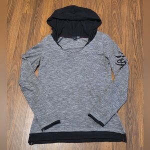 Women’s Fox Riders Co Oversized Lightweight Hooded Long Sleeve Size L D45